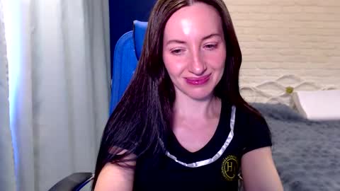 Lily online show from 03-21-26, 08:30