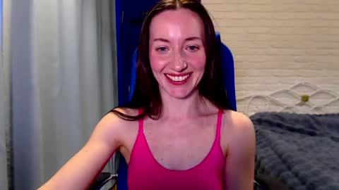 Lily online show from 06-05-26, 09:15