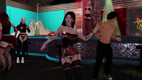 Snapshot of lilymistress chatting on 12-31-24, 07:31 Lily online show from 12-31-24, 07:31