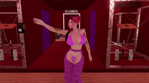 Snapshot of lilymistress chatting on 02-15-25, 10:11 Lily online show from 02-15-25, 10:11