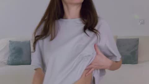 Lily online show from 01-13-26, 06:57