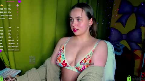 Lily online show from 05-17-26, 09:33