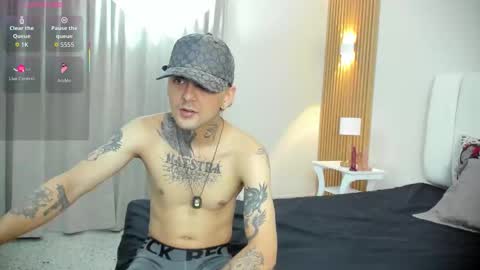 Lilythadam online show from 11-14-25, 07:45