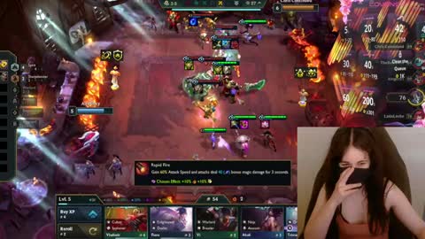 Snapshot of lilythrone chatting on 01-28-25, 11:39 Lily Rone online show from 01-28-25, 11:39