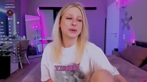 Lily online show from 02-09-25, 03:56