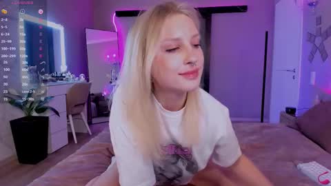 Lily online show from 02-09-25, 06:58