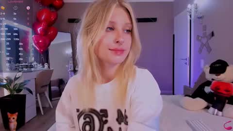 Lily online show from 02-20-25, 06:35