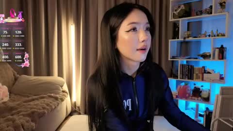 Lin Use menu to play with me  online show from 06-07-26, 06:11