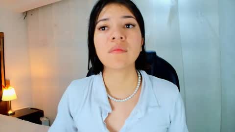  Lina Bedoya  online show from 01-14-26, 11:38