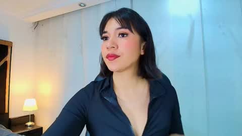  Lina Bedoya  online show from 03-16-26, 11:36