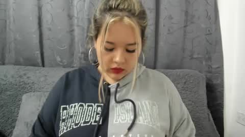 Snapshot of lina_browm chatting on 01-23-25, 02:12 Lina Browm online show from 01-23-25, 02:12