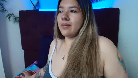 Snapshot of lina_browm chatting on 09-14-25, 12:59 Lina Browm online show from 09-14-25, 12:59