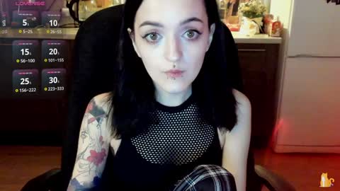 Snapshot of lina_tyaan chatting on 01-04-25, 03:17 Lina 3 1715622743 online show from 01-04-25, 03:17