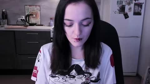 Snapshot of lina_tyaan chatting on 02-02-26, 06:56 Lina 3 1715622743 online show from 02-02-26, 06:56