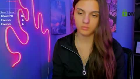 linaa_dolly online show from 06-15-26, 01:13