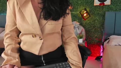 Lina  online show from 02-09-26, 11:36