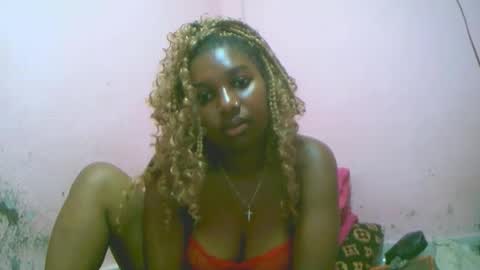 linah1123 online show from 11-26-25, 09:38