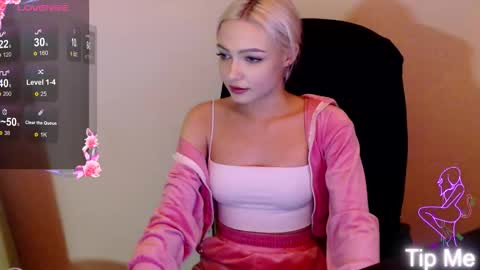 I am Lina online show from 10-09-25, 10:52