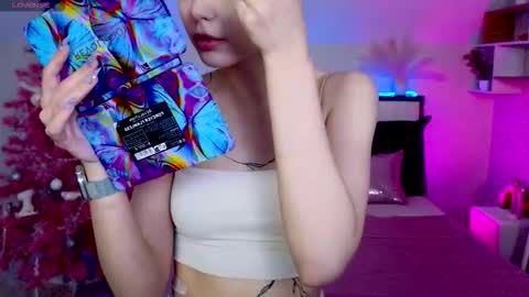 I am Lina online show from 01-06-26, 01:48