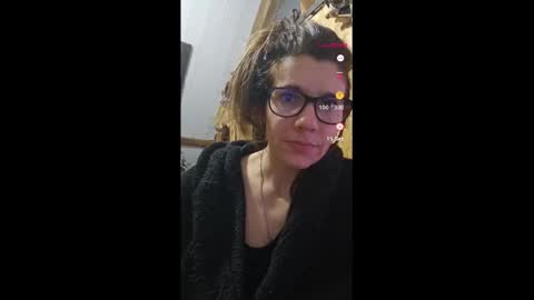 Lina online show from 01-01-25, 08:47