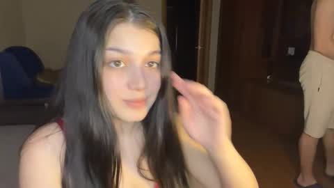 Nicolas and Lina online show from 10-18-25, 02:40