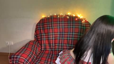 Nicolas and Lina online show from 11-30-25, 05:06