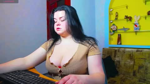 Lina online show from 03-24-26, 09:25