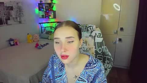 Lina online show from 03-12-26, 10:38