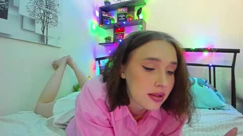 Lina online show from 03-17-26, 11:52