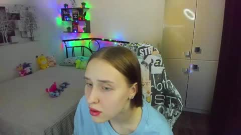 Snapshot of linatruly chatting on 04-27-26, 09:24 Lina online show from 04-27-26, 09:24