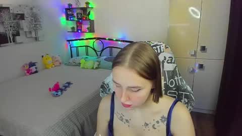 Snapshot of linatruly chatting on 04-29-26, 12:16 Lina online show from 04-29-26, 12:16
