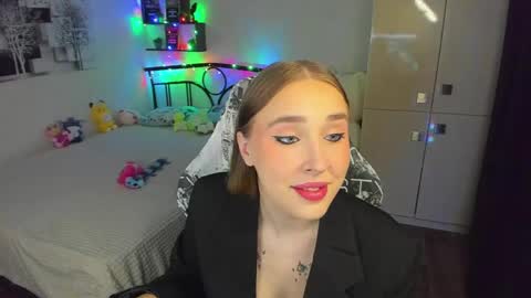Snapshot of linatruly chatting on 05-25-26, 09:21 Lina online show from 05-25-26, 09:21