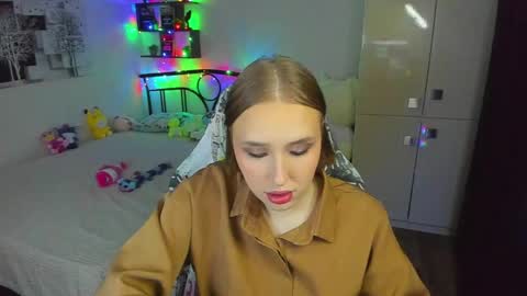 Snapshot of linatruly chatting on 05-29-26, 09:24 Lina online show from 05-29-26, 09:24