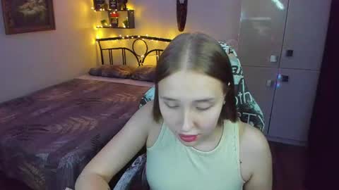 Snapshot of linatruly chatting on 06-24-26, 09:36 Lina online show from 06-24-26, 09:36