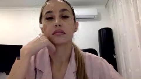 linavora online show from 12-04-25, 01:53