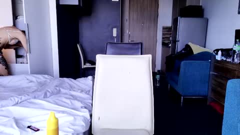 Snapshot of linbaibai chatting on 06-14-26, 10:39 linbaibai online show from 06-14-26, 10:39