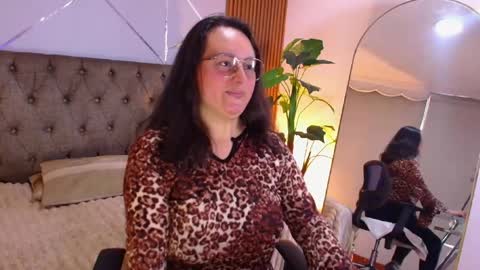 Snapshot of linceadictiva chatting on 06-04-26, 05:30 LINCE online show from 06-04-26, 05:30