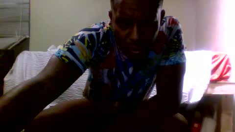 Snapshot of lincolnlongdick chatting on 12-31-24, 01:08 Richie Rich online show from 12-31-24, 01:08