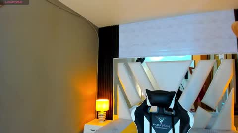  Linda  online show from 09-28-25, 01:27