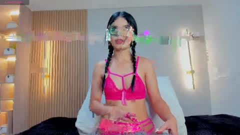  LINDA  online show from 04-06-26, 01:45