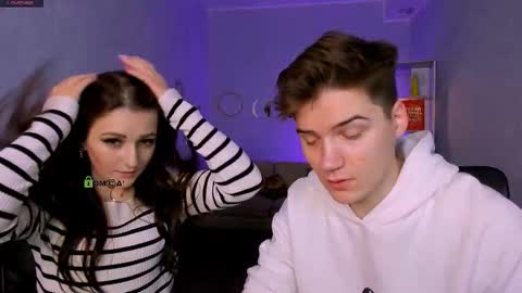 Snapshot of linda_fix chatting on 11-16-25, 08:25 Linda online show from 11-16-25, 08:25