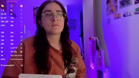 Giggles  online show from 03-12-26, 11:55