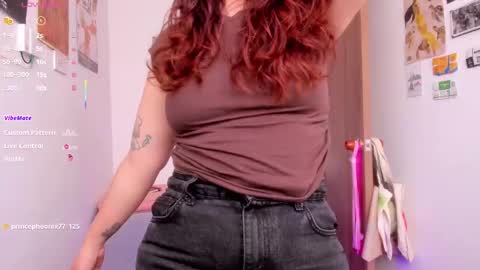 Giggles  online show from 03-20-26, 03:28