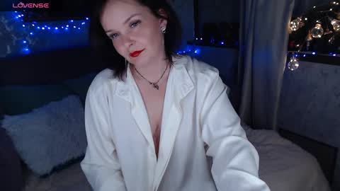 Lena online show from 12-28-24, 05:33