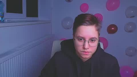 Linda online show from 02-12-25, 08:38