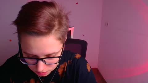 Linda online show from 02-28-25, 03:37