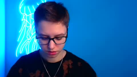 Linda online show from 03-11-25, 06:21