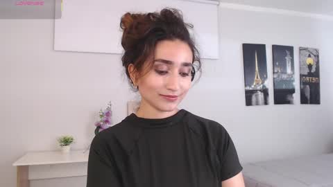 Maria Paula online show from 04-08-26, 12:16