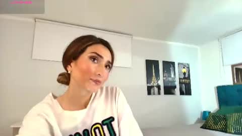 Snapshot of linda_morgan1 chatting on 07-02-26, 10:32 Maria Paula online show from 07-02-26, 10:32