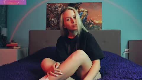 Linda online show from 02-04-25, 03:26